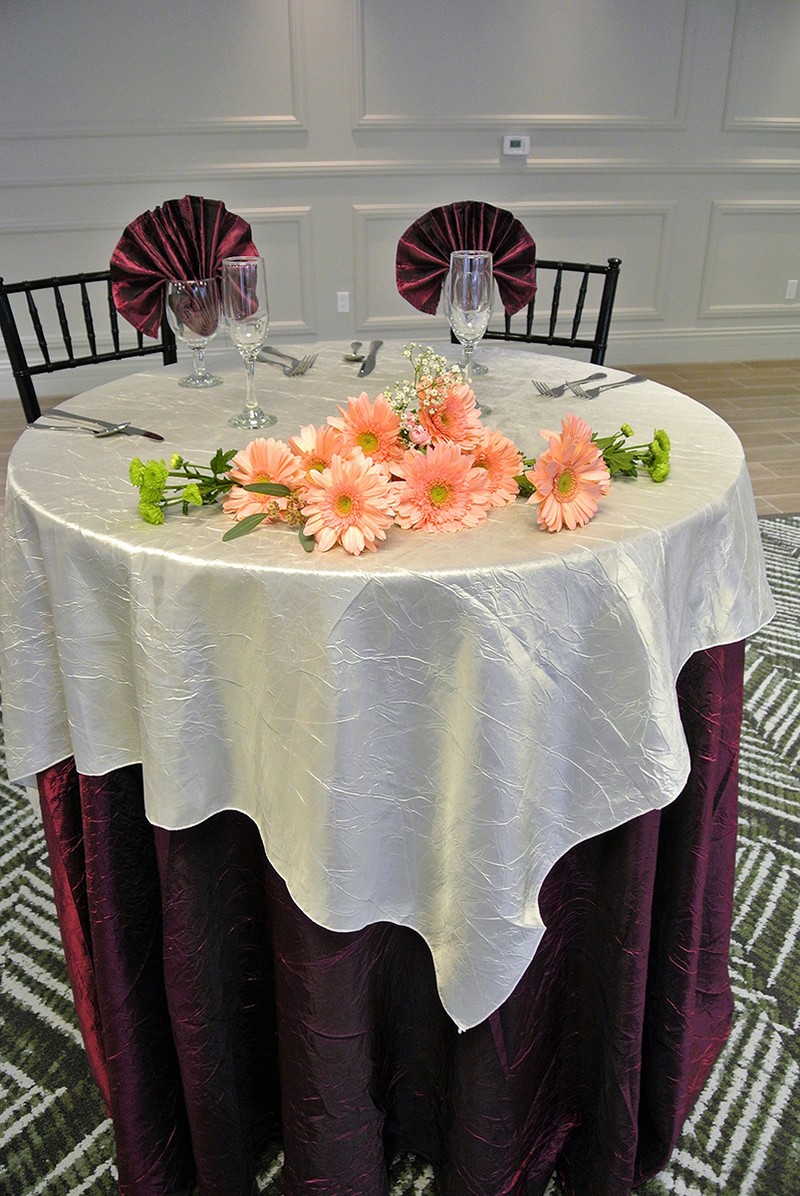 Sweetheart Cocktail Table